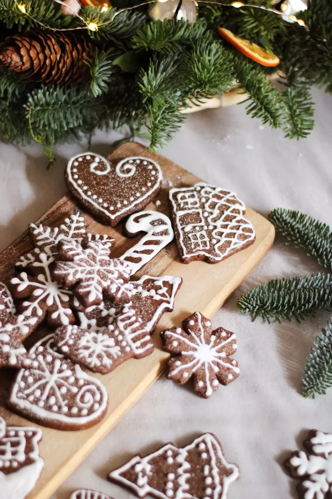 Gingerbread Amaretti Cookies