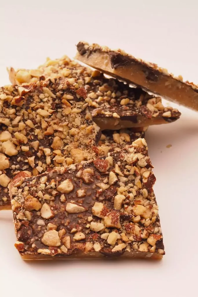 Chocolate, Peanut & Pretzel Toffee Crisps