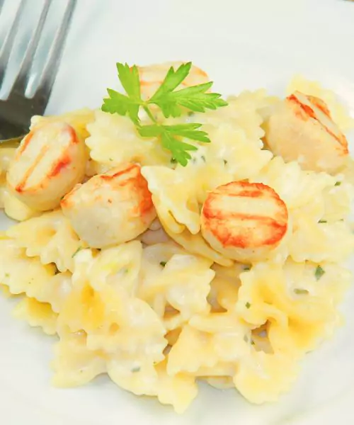 Lemony Scallops with Angel Hair Pasta