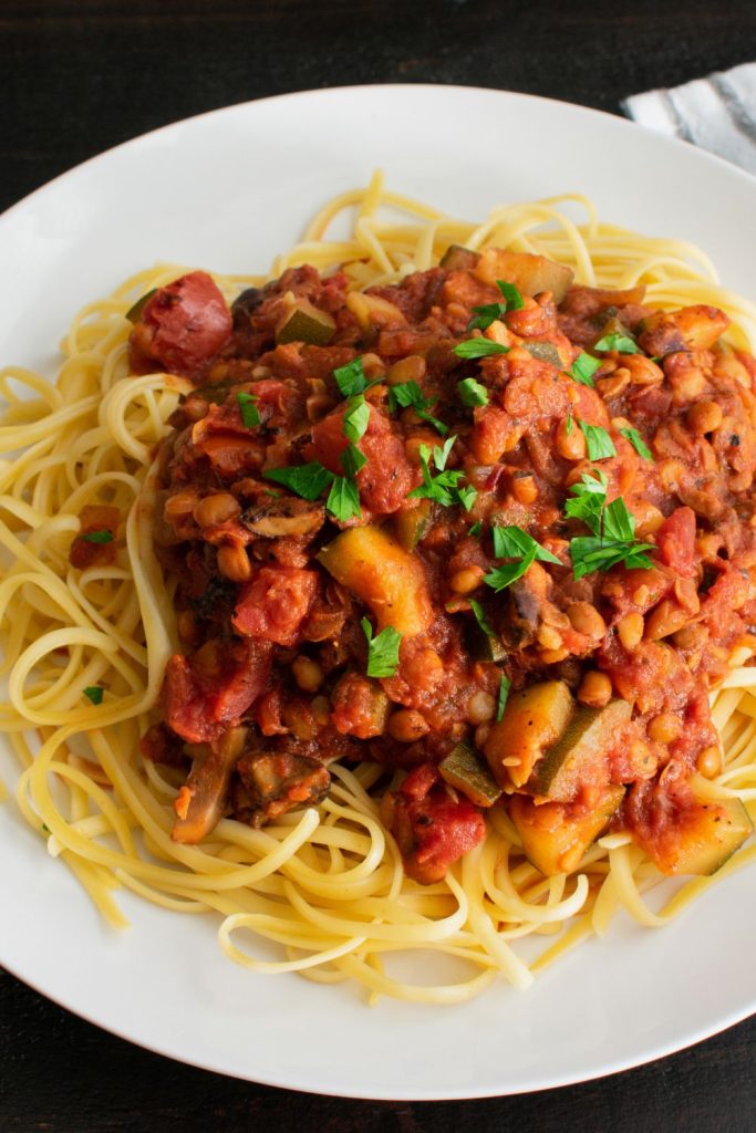 Hearty Tomato and Lentil Pasta