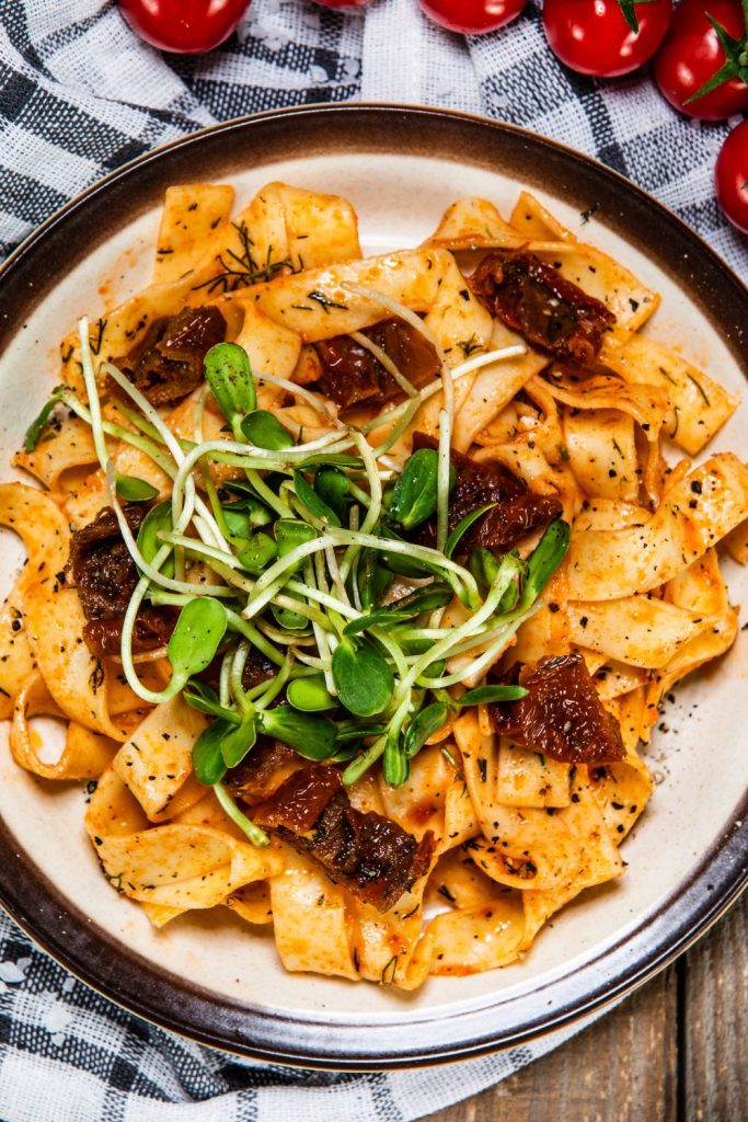 Easy Sundried Tomato Pasta