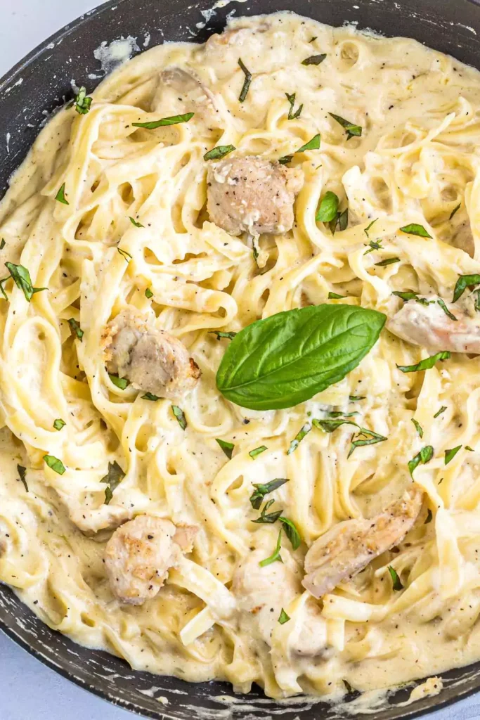 Buffalo Chicken Broccoli Pasta