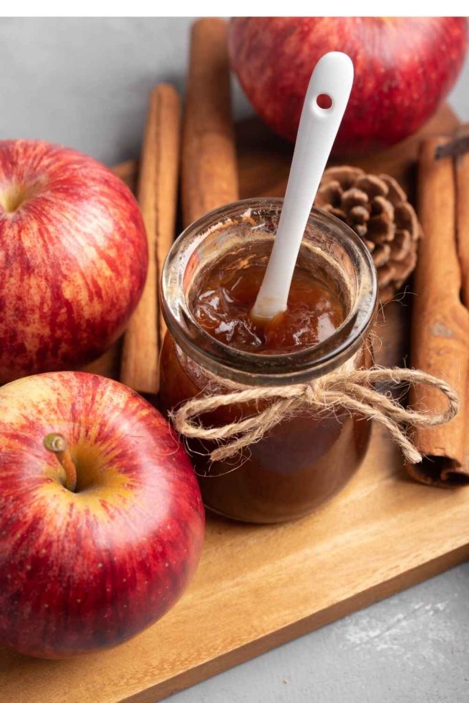 Buttery Caramel Apple Jam