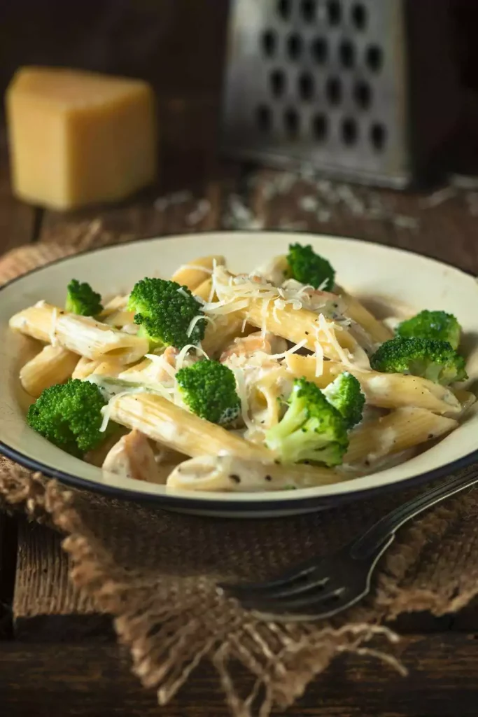 Chicken Broccoli Mushroom Pasta