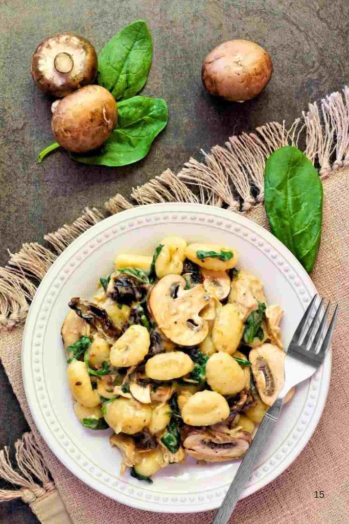 Chicken Gnocchi with Spinach & Mushrooms