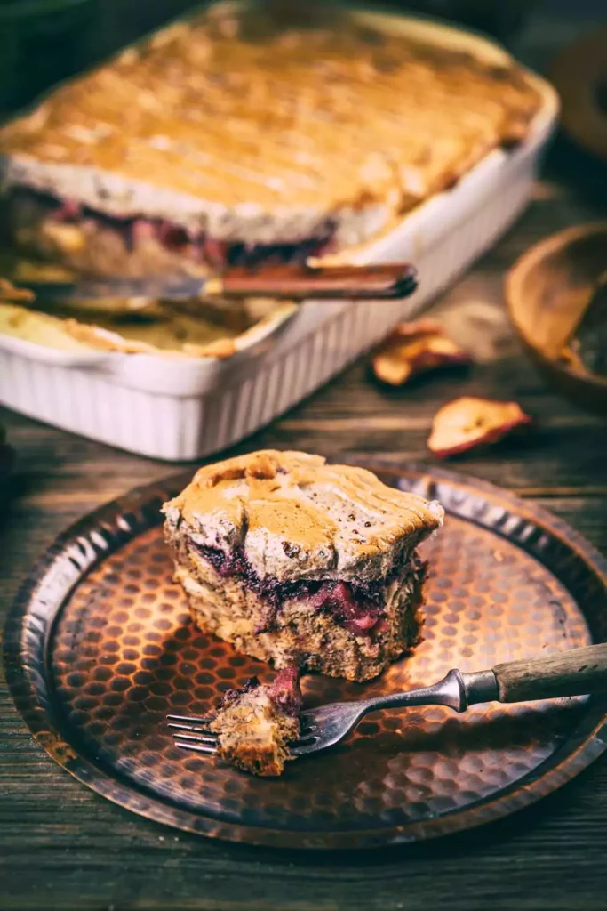 Cinnamon Bread Pudding (Easy & Delicious)