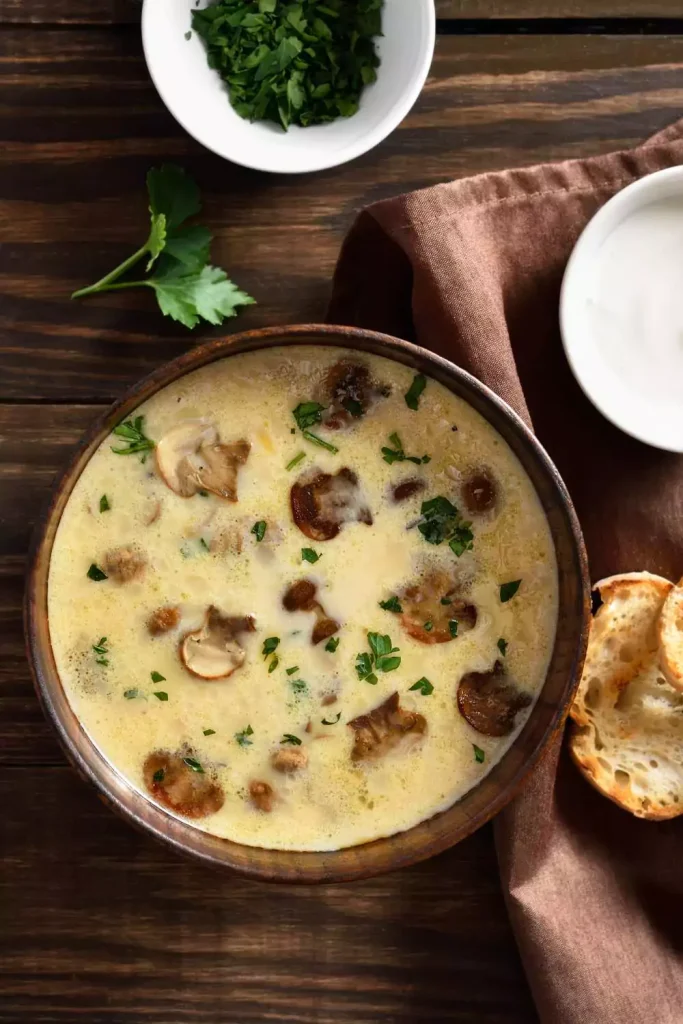 Garlic Butter Beef & Mushroom Soup