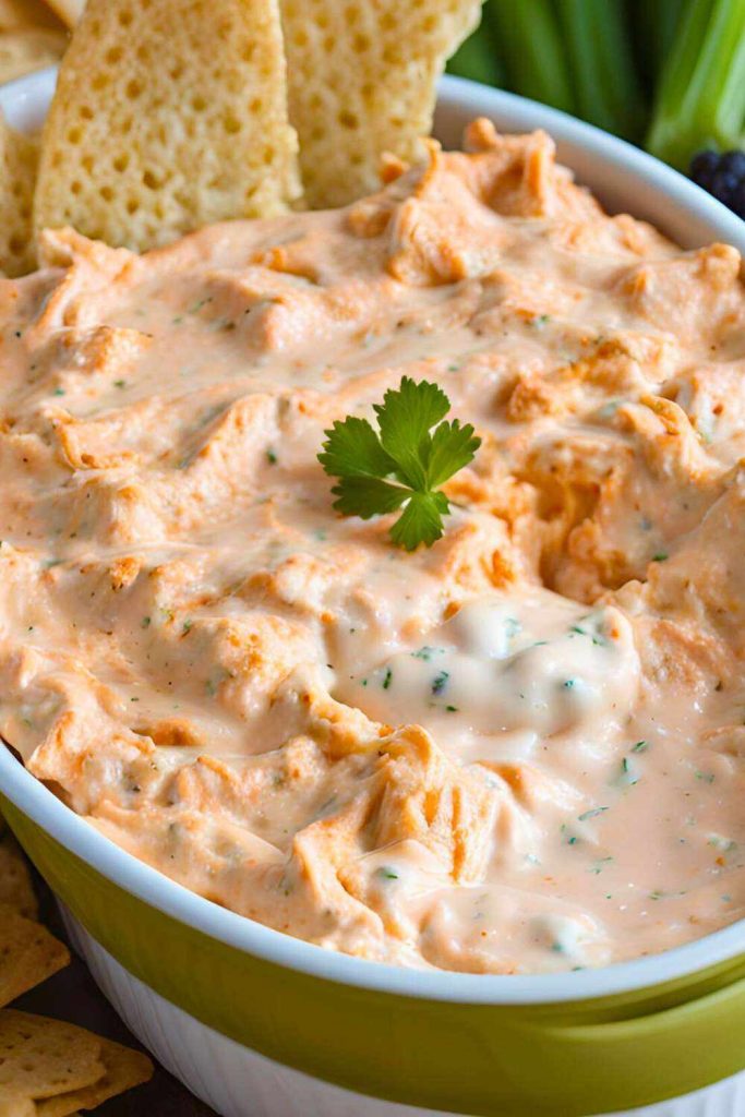 Greek Yogurt Buffalo Chicken Dip (Healthy Version)