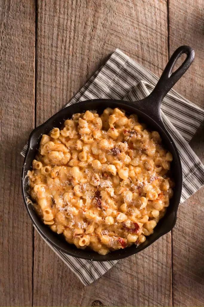 Lobster Mac and Cheese Pasta