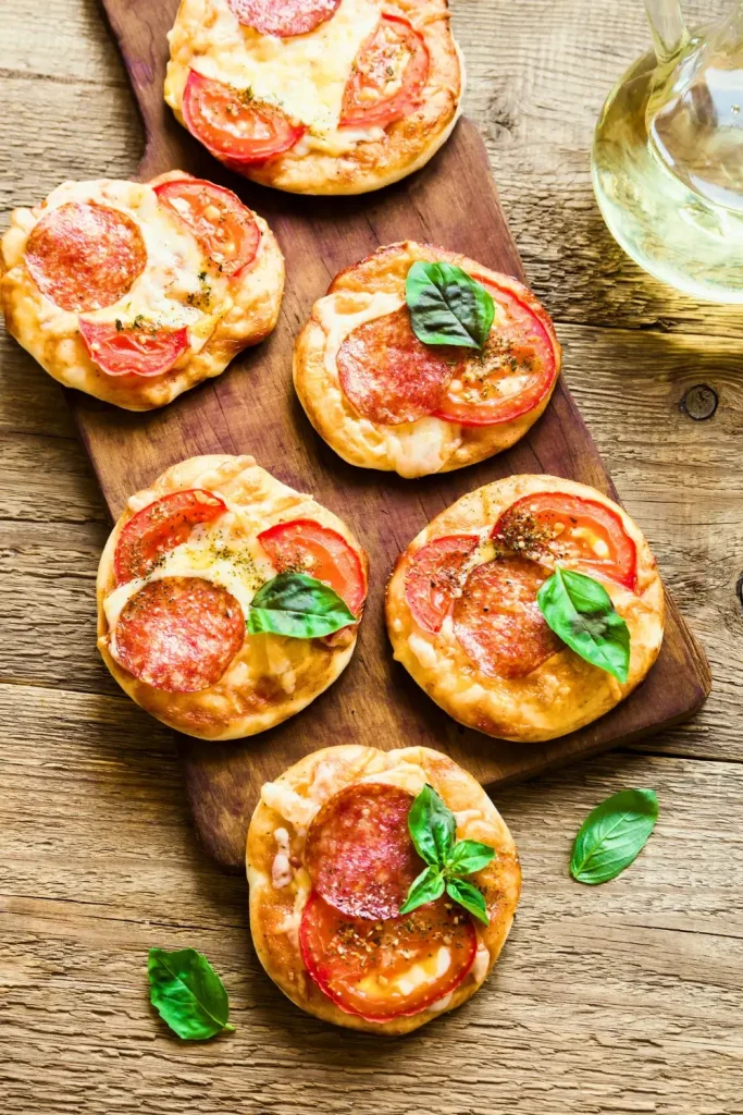  Mini Pizza Toasts