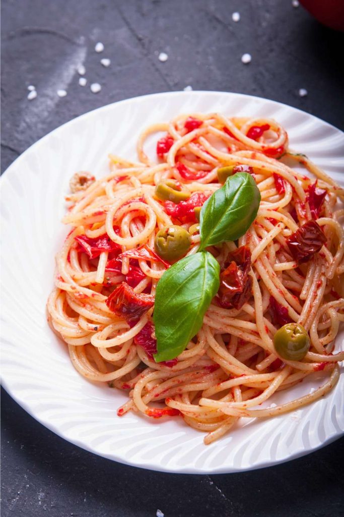 Garlic and Olive Oil Whole Wheat Pasta