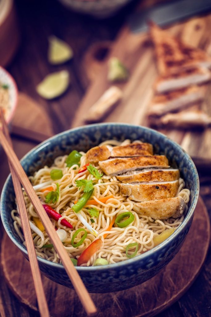 15-Minute Chicken Stir Fry Noodles