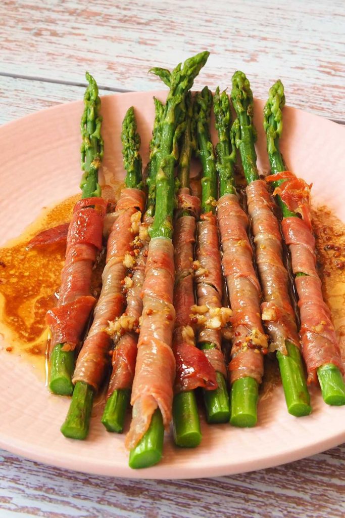 Asparagus Wrapped in Chili-Spiced Bacon