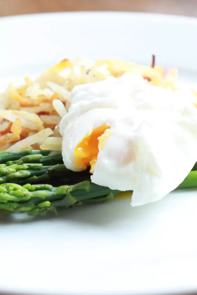 Asparagus and Egg Breakfast Hash