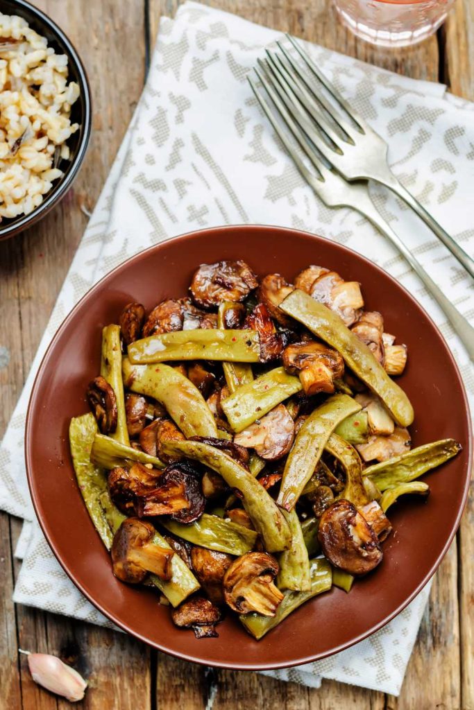 Roasted Green Beans with Mushrooms, Balsamic, and Parmesan