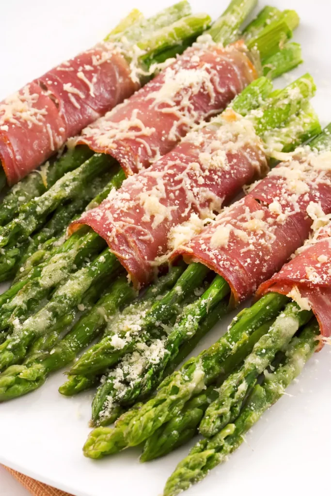 Roasted Asparagus and Prosciutto Bundles