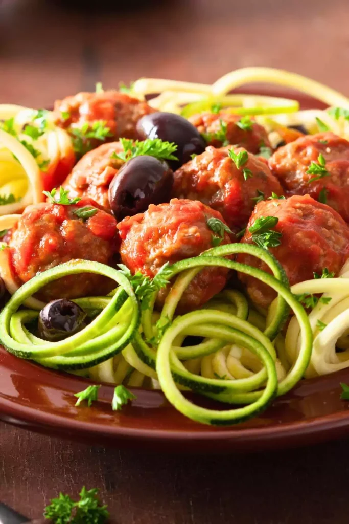 Buffalo Chicken Zucchini Noodles (Zoodles)