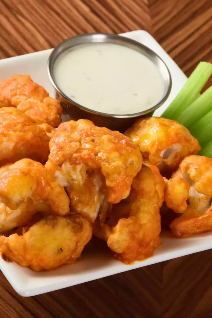 Buffalo Chicken Zucchini Pizza Bites