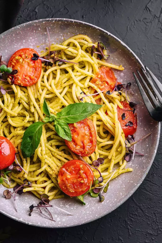 Pasta with Pesto and Cherry Tomatoes